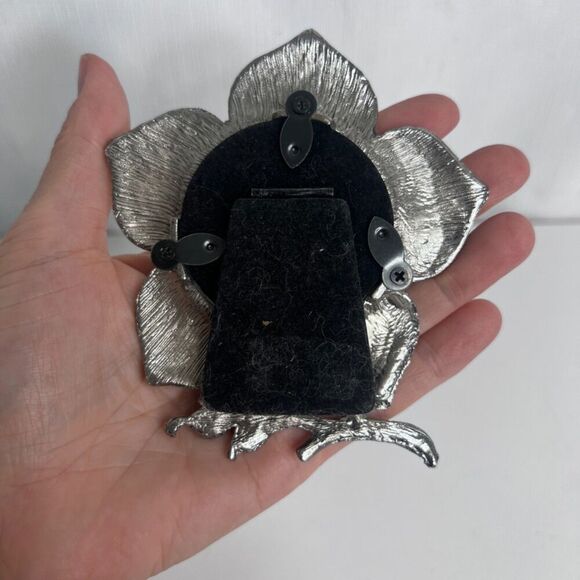 Twos Company Flower Photo Frame NEW Embellished Jeweltone 2x2 IN Artsy - Picture 3 of 5